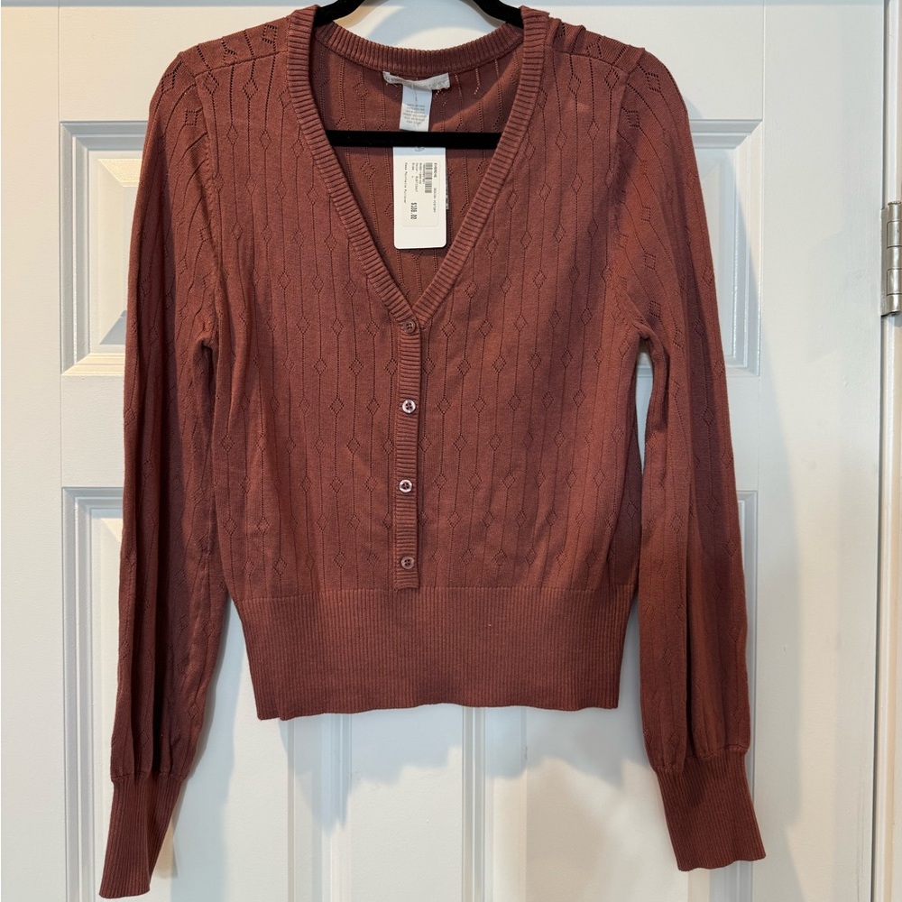 Evereve Dusty Rose V-Neck Button Knit Sweater